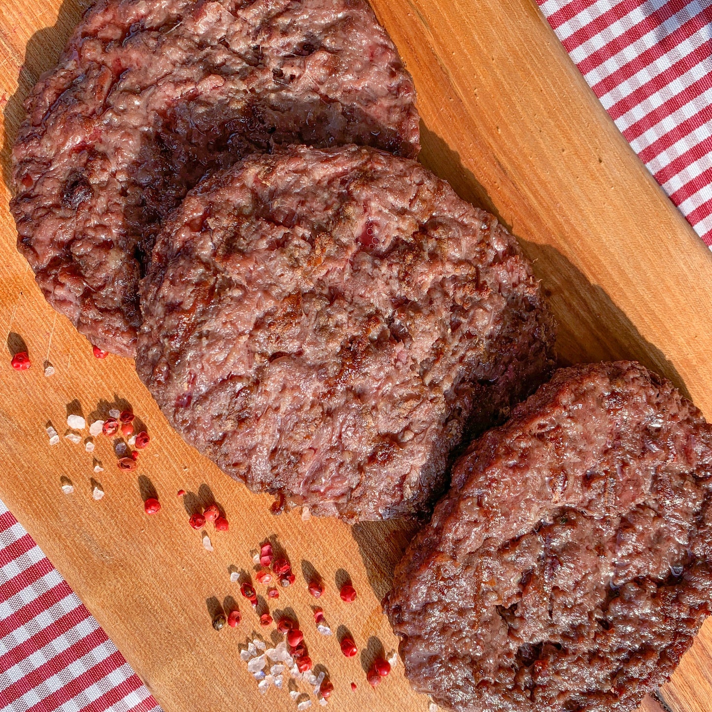 Burgerpatties gegrillt
