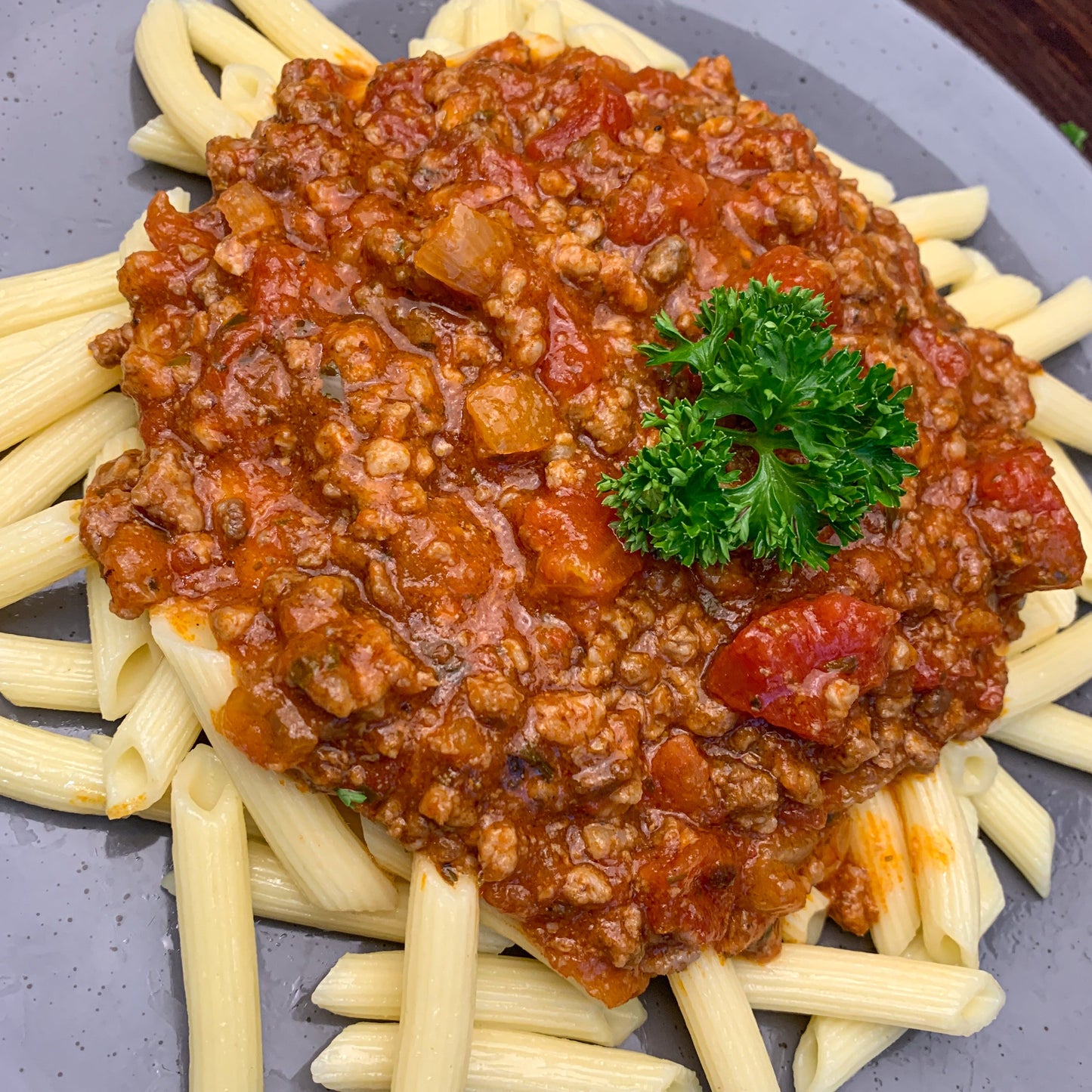 Hausgemachte Bolognese mit Penne