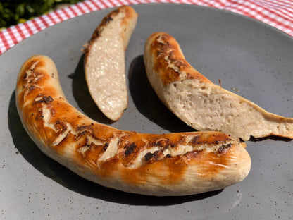 Käsebratwurst gebraten und angeschnitten