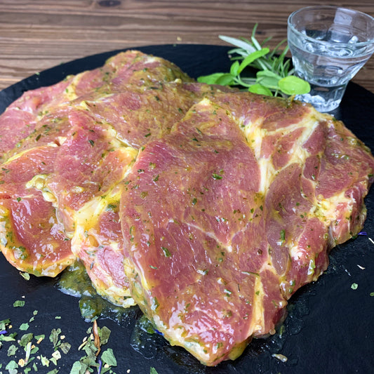 Schweinesteaks in Rasputin Marinade mit Kräutern und Wodka